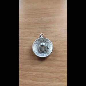 Vintage Sterling Silver 5/8 inch diameter Sombrero Pendant
